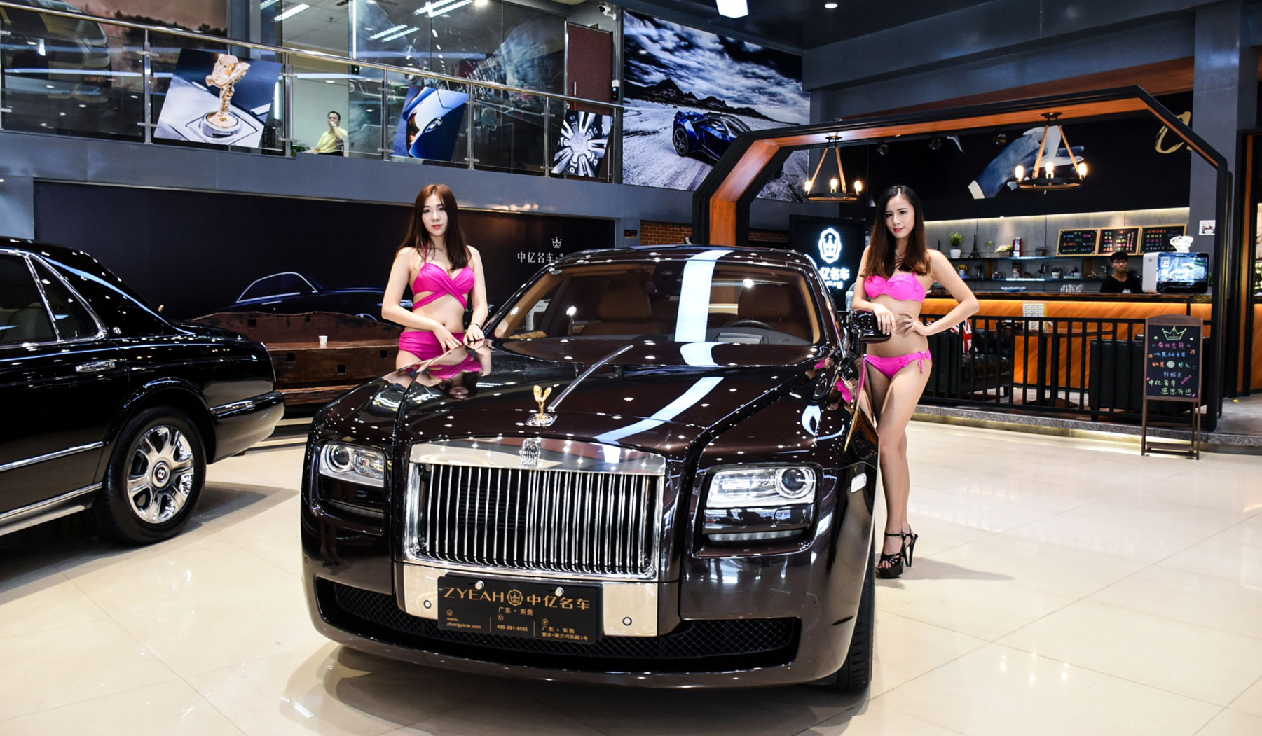 名車品牌設(shè)計車模攝影圖